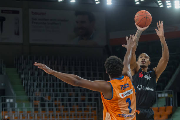 防线提供安 防线提供安